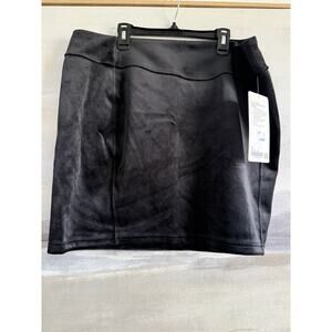 Lululemon Women’s Velvet Black Sz XL Scuba HR High Rise Mini Skirt